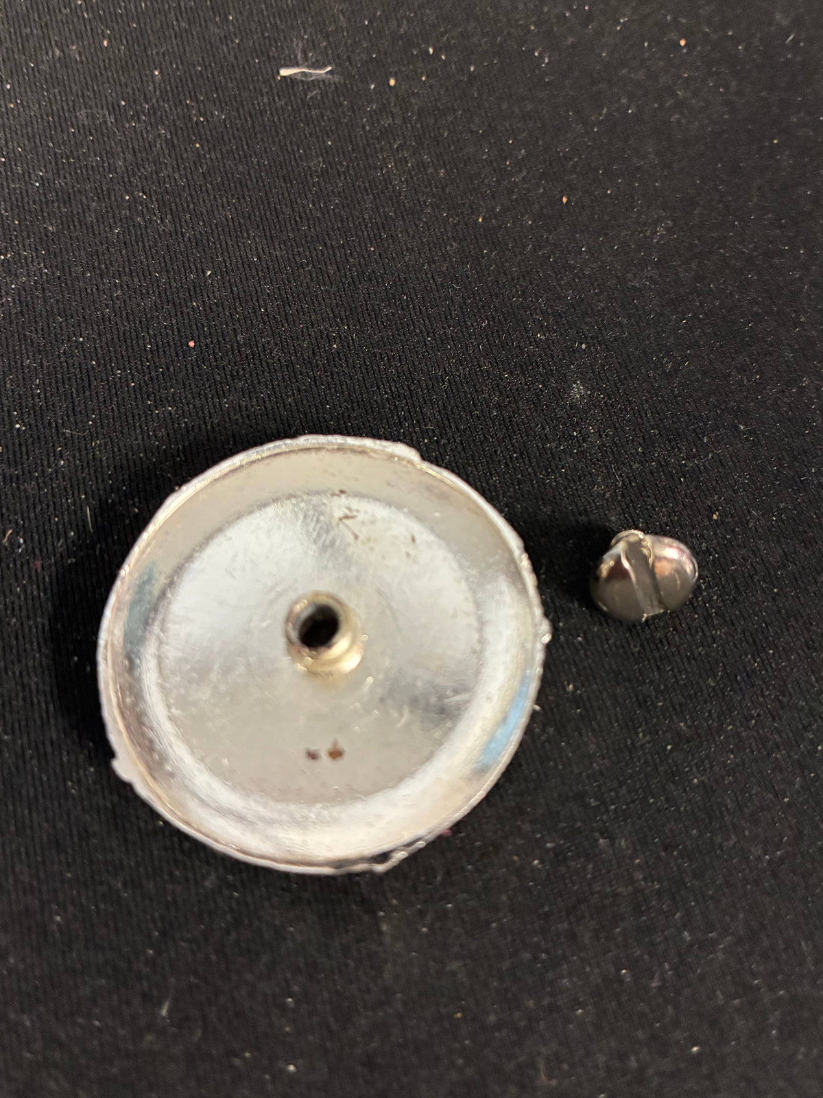 Barbed wire star screw back Concho