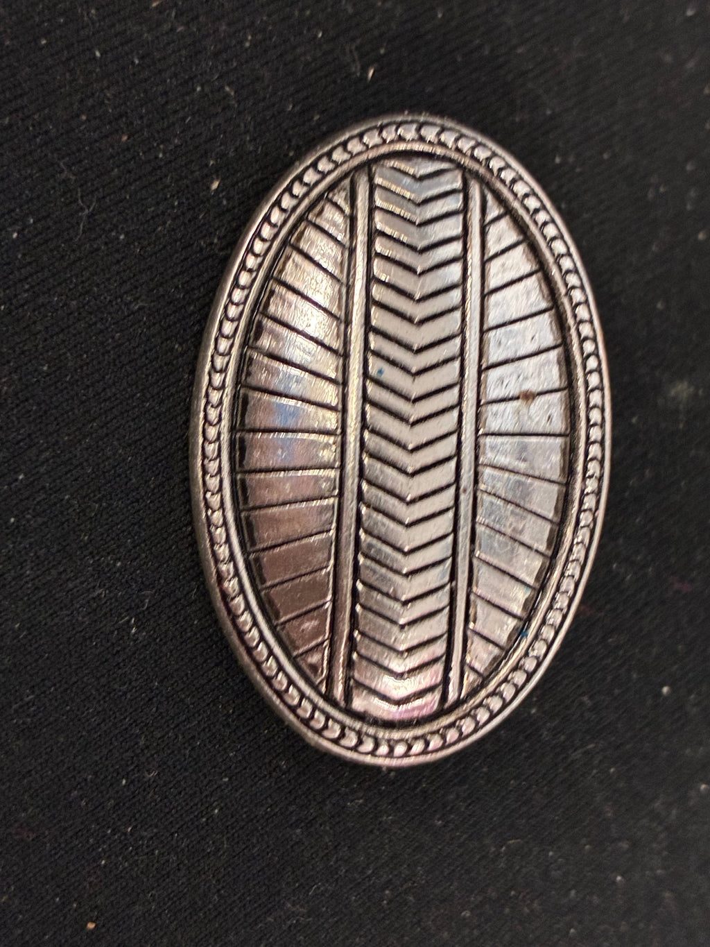 Sedona lean oval cap back concho