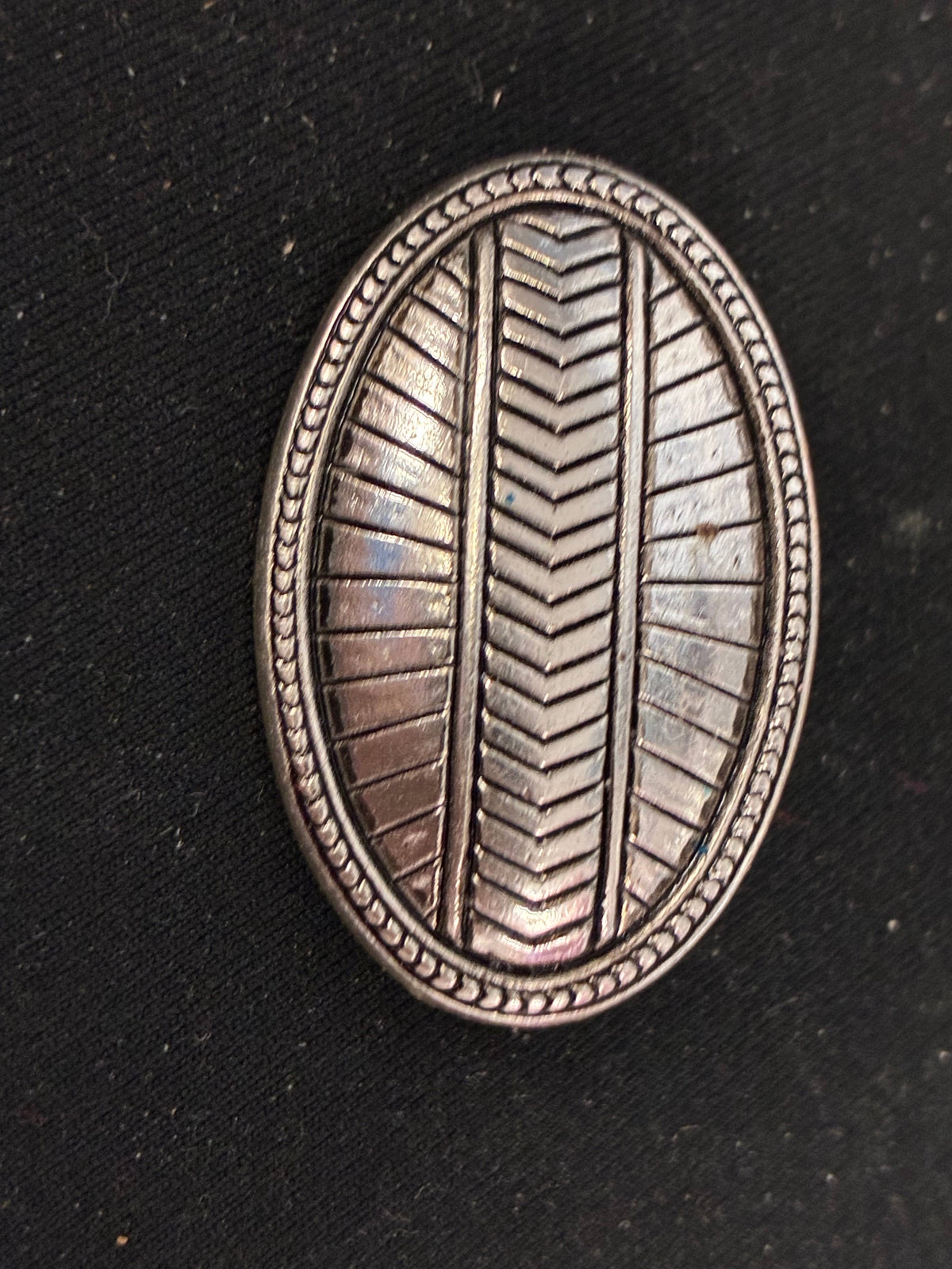 Sedona lean oval cap back concho